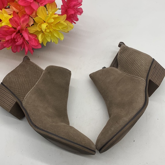 Michael Michael Kors Tan Suede Ankle Boots Size 11 MCA4701J - Picture 11 of 12